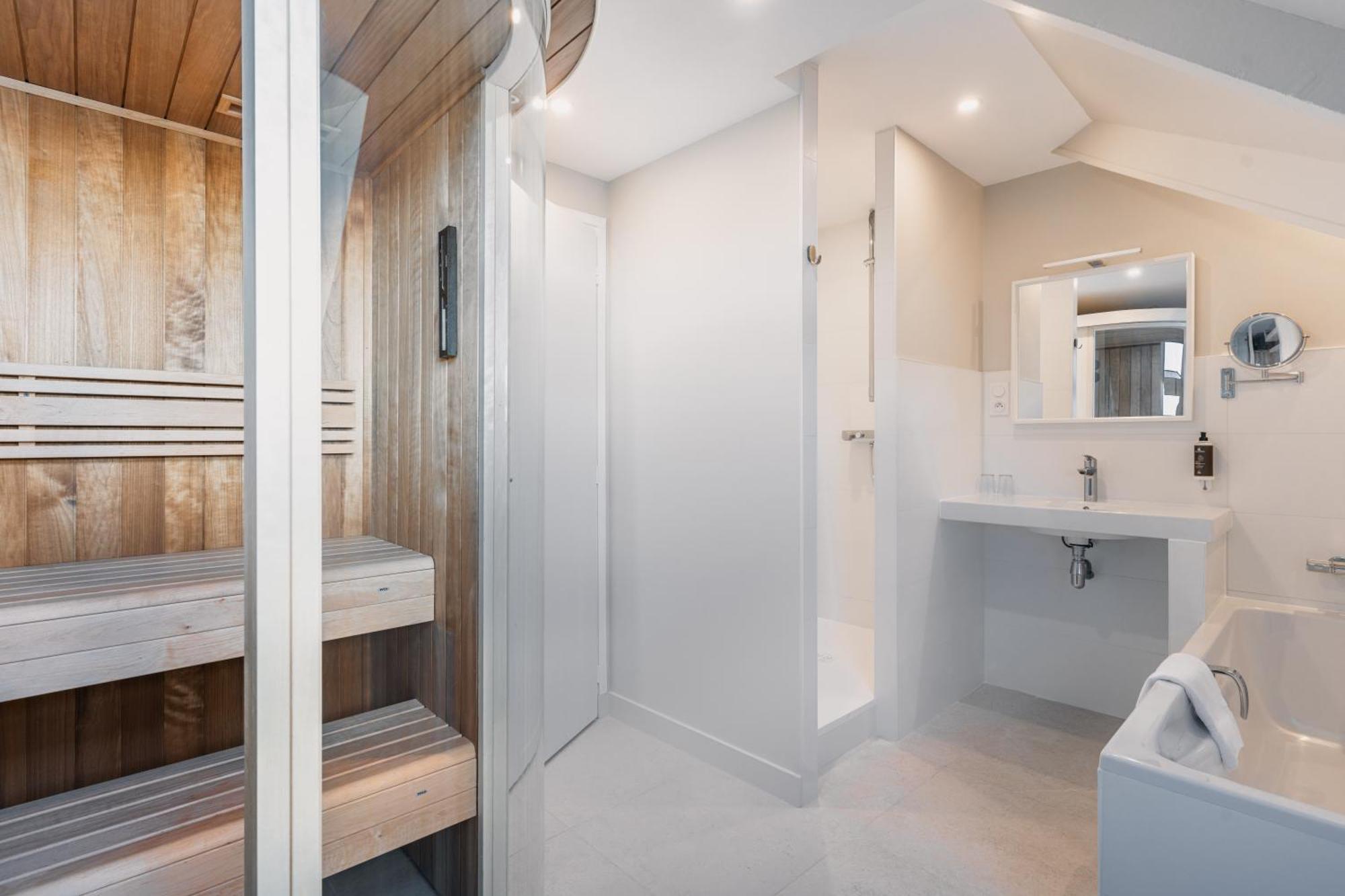 Hotel Spa De La Citadelle Lorient Port-Louis Zewnętrze zdjęcie